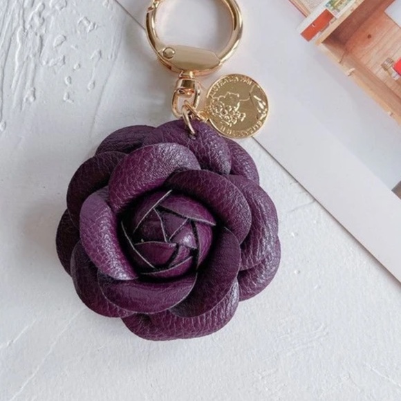 CAMELLIA BAG CHARM KEYCHAIN LEATHER FLOWER HANDMADE MULTIPLE COLORS AVAILABLE - Picture 16 of 16